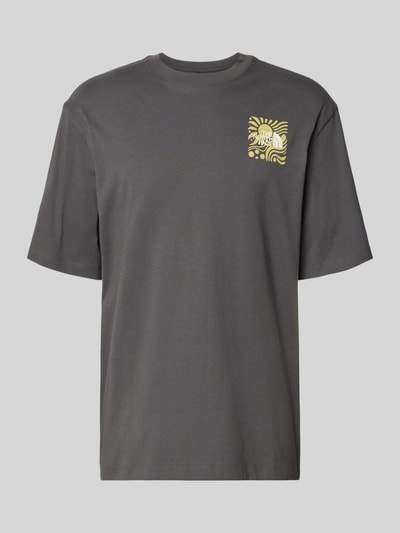 Produktfoto, Oversized T-Shirt mit Logo-Print von The North Face in Dunkelgrau, gelber Print, reine Baumwolle, Rundhalsausschnitt, Herrenmode