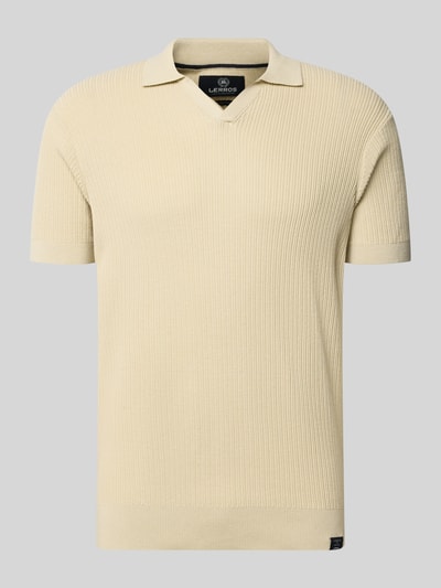 Produktfoto, Slim Fit Strick-Poloshirt mit V-Ausschnitt von Lerros in Beige mit Strukturmuster aus Reine Baumwolle, 1/2-Arm, Rückenlänge 68 cm bei Größe M.