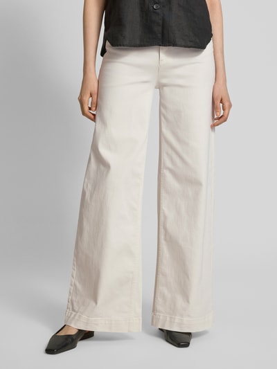 Christian Berg Woman Flared Cut Jeans mit Eingrifftaschen Offwhite 4
