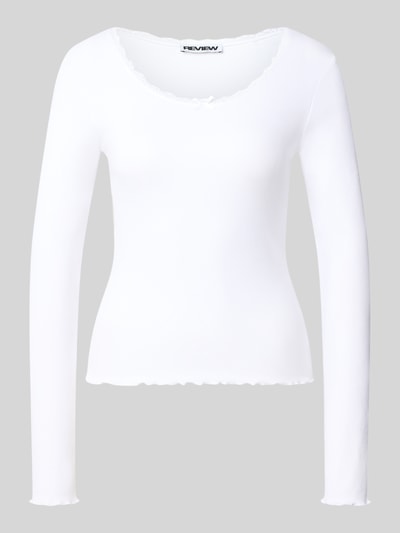 Produktfoto, Longsleeve mit Spitzenbesatz und Rundhalsausschnitt von REVIEW in Weiß, Ripp-Optik, Slim Fit, Baumwoll-Elasthan-Mix
