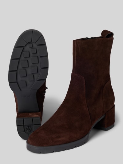Produktfoto, Stiefeletten aus echtem Leder von Högl in dunkelbraun mit abgerundeter Passform, Blockabsatz, profilierter Sohle, Damenmodell, Absatzhöhe 5 cm, Schafthöhe 7 cm, Schaftweite 13 cm