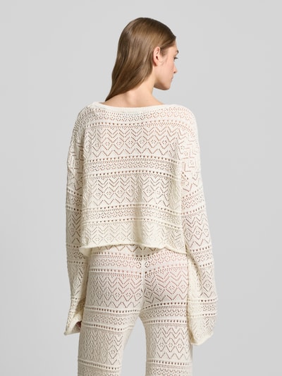 Review Strickpullover mit Lochmuster Offwhite 5