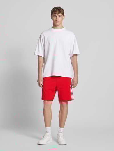 adidas Originals Sweatshorts mit Logo-Stitching Modell 'BIRD' Hellrot 1