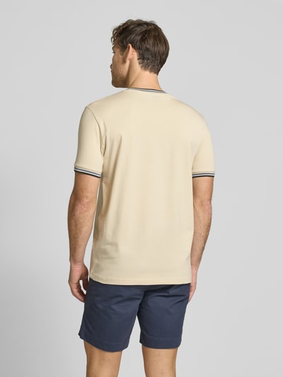 Christian Berg Men T-Shirt mit gerippten Abschlüssen Ecru 5