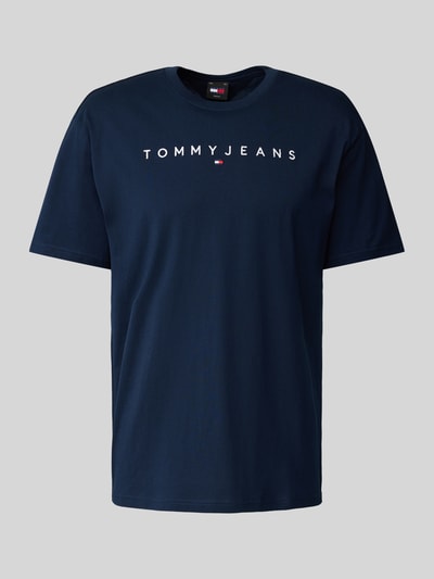 Tommy Jeans T-shirt o kroju regular fit z wyhaftowanym logo Granatowy 2