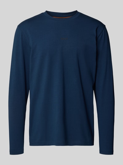 Produktfoto, Regular Fit Langarmshirt aus Baumwoll-Mix Modell 'TCHARK' von BOSS Orange in Unifarben mit Label-Print, Rundhals, glatte Struktur.
