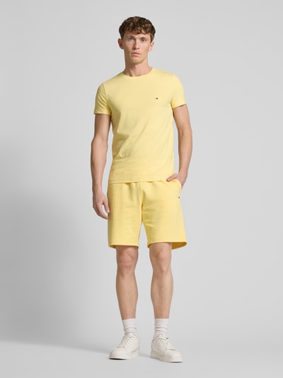 Tommy Hilfiger Sweatshorts mit elastischem Bund Hellgelb 1