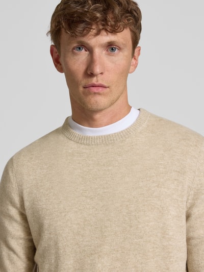 Christian Berg Men Regular Fit Kaschmirpullover mit Rundhalsausschnitt Camel Melange 3