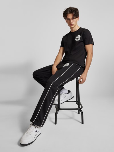 Alpha Industries Regular Fit Sweatpants mit Label-Print Black 1