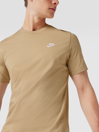 Nike T-Shirt mit Logo-Stitching Hazel 3