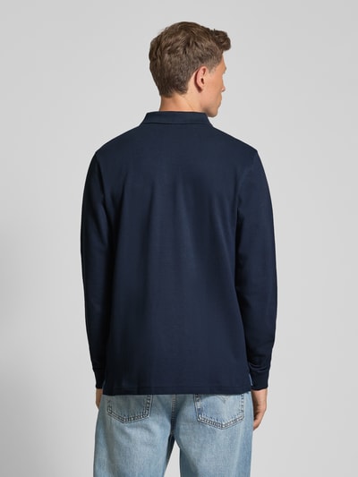 MCNEAL Regular Fit Poloshirt mit Label-Stitching Dunkelblau 5