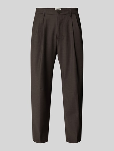 Produktfoto, dunkelbraune Bundfaltenhose mit Gesäßtaschen Modell 'MARYKO' von DRYKORN, Relaxed-Fit, strukturierte Stoffoberfläche, Knopf-Reißverschluss, Bundweite 28 cm, Innenbeinlänge 63 cm, Größe 32/32