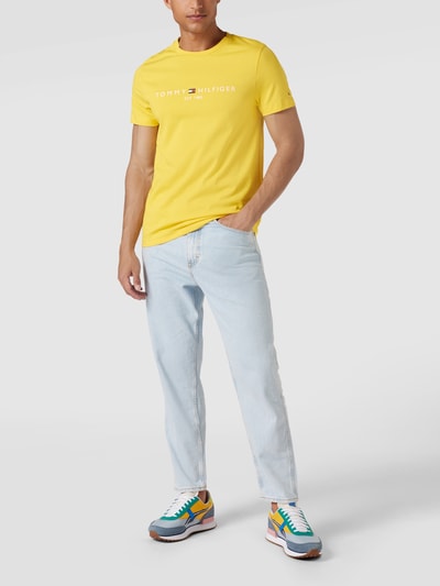 Tommy Hilfiger T-Shirt mit Label-Stitching Gelb 1