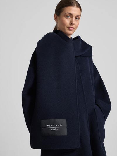 Vrouwenmodel draagt Comfort Fit wollen jas met sjaal in set model 'FULCRO' van Weekend Max Mara, effen look, wolmix, Nahaufnahme Oberkörper
