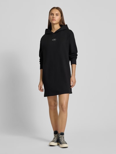 Calvin Klein Jeans Sukienka o kroju relaxed fit z kapturem i wyhaftowanym logo model ‘Terry’ Czarny 1