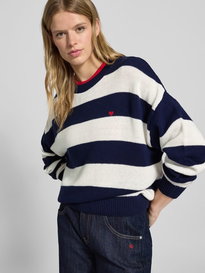 Review Sweter z dzianiny o kroju relaxed fit ze wzorem w paski Granatowy 3