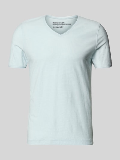 Produktfoto, T-Shirt mit geripptem Rundhalsausschnitt von MCNEAL, Herren T-Shirt in Regular-Fit mit Rückenlänge 65 cm bei Größe M, hellblau, glatte Textur