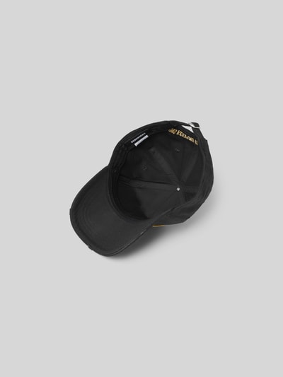 Produktfoto, Basecap aus reiner Baumwolle von Dsquared2 in Schwarz mit verstärktem Schirm, Label-Patch, Belüftungslöchern und verstellbarem Riegel