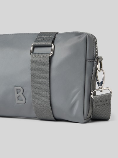 BOGNER Umhängetasche mit Logo-Applikation Mittelgrau 3