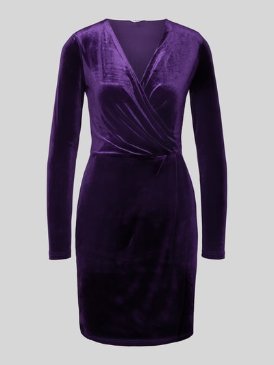 mbyM Sukienka o długości do kolan z dekoltem w serek model ‘MADENA’ Fioletowy 2