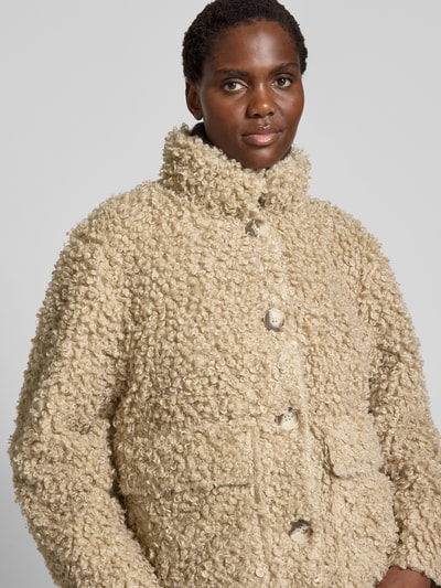 YAS Jacke aus Teddyfell mit Pattentaschen Modell 'PELICO' Beige 3