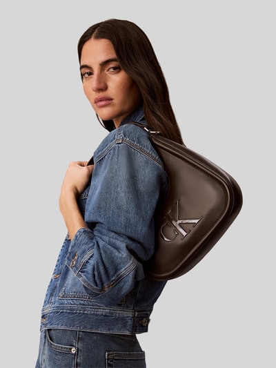 CK Calvin Klein Umhängetasche mit Logo-Prägung Dunkelbraun 1