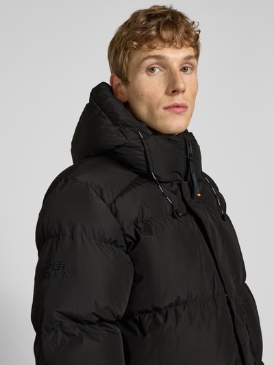 Superdry Płaszcz pikowany z kapturem i dwustronnym zamkiem błyskawicznym Czarny 3