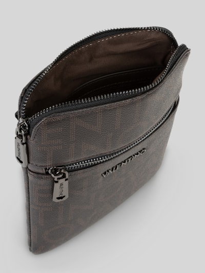 Valentino Bags Umhängetasche mit Label-Prägung Modell 'KING' Dunkelbraun 2