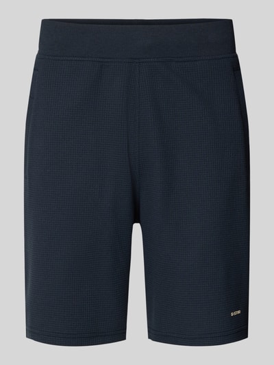 Produktfoto, Straight Fit Shorts mit Strukturmuster von G-Star Raw in Dunkelblau, feines Strukturmuster, Elastischer-Material-Mix, Logo-Detail, Elastischer Bund, Bundweite 44 cm, Innenbeinlänge 20 cm, Herrenshorts