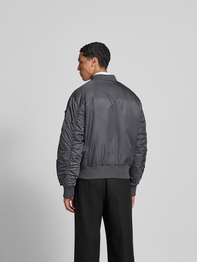 Officine Générale Bomberjacke mit Eingrifftaschen Anthrazit 5