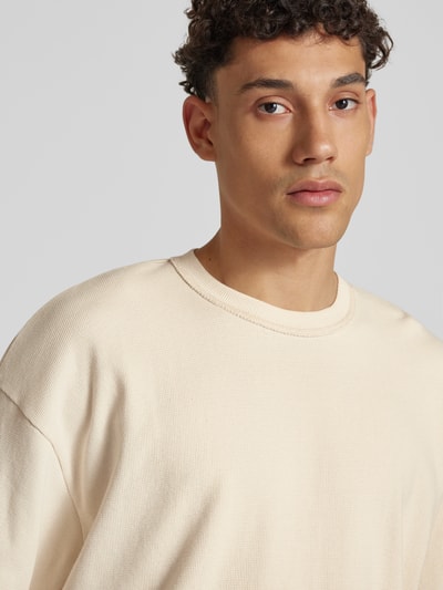 REVIEW Oversized T-Shirt mit geripptem Rundhalsausschnitt Ecru 3