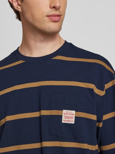 Levi's® T-Shirt mit Brusttasche Dunkelblau 3