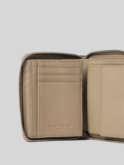 LIEBESKIND BERLIN Portemonnaie mit Logo-Prägung Modell 'Conny' Beige 3