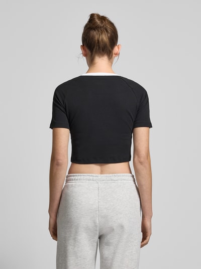 adidas Originals Cropped T-Shirt mit Label-Print Black 5