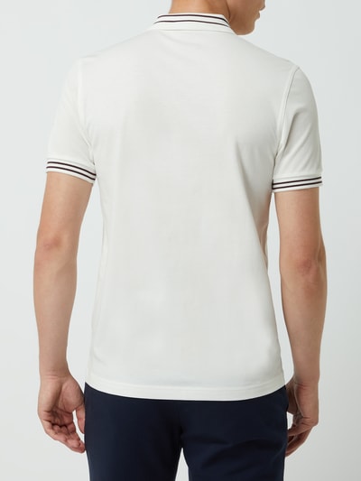 Fred Perry Poloshirt mit Kontrastrückseite Offwhite 5