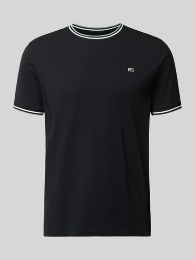 Produktfoto, T-Shirt mit Kontraststreifen und Rundhalsausschnitt von Christian Berg Men, schwarz mit weißen Streifen, Regular Fit, glatte Baumwoll-Elasthan-Textur