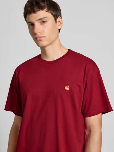 Carhartt Work In Progress T-shirt z wyhaftowanym logo i okrągłym dekoltem Bordowy 3