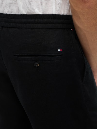 Tommy Hilfiger Regular Fit Chinoshorts Modell 'DOVER' Black 3