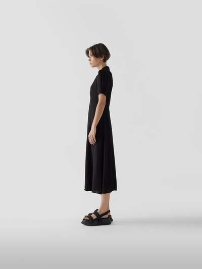 Theory Seidenkleid mit Umlegekragen Schwarz 4