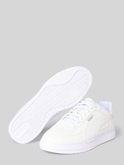 Produktfoto, Sneaker mit Logo-Details Modell 'Caven III' von PUMA, biały kolor, zaokrąglony kształt, wiązanie, profilowana podeszwa, wysokość obcasa: 3 cm, wysokość cholewki: 8 cm, szerokość w rozmiarze 44: 6 cm