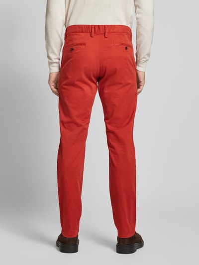 Christian Berg Men Regular Fit Chino mit Gürtelschlaufen Rot 5