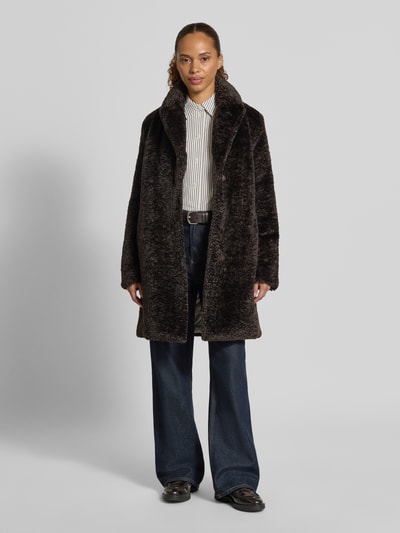 White Label Regular Fit Mantel aus Teddyfell Dunkelbraun 1