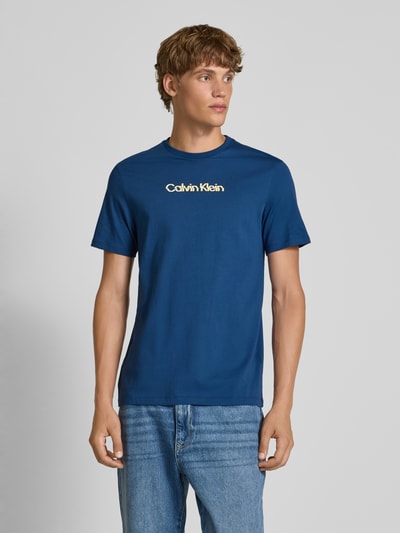 Calvin Klein Jeans Regular Fit T-Shirt mit Logo-Print Modell 'Class' Dunkelblau 4