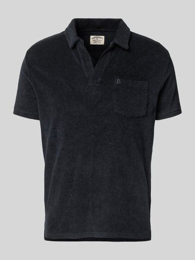 Produktfoto, Slim Fit Poloshirt aus Frottee von Superdry, Herren Poloshirt aus Reine Baumwolle in Schwarz mit offenem Kragen, Kurzärmelig, glatte Frottee-Struktur, Rückenlänge bei Größe M: 67 cm.