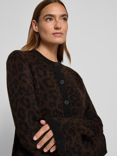 Jake*s Collection Strickjacke in Leo-Optik mit Rundhalsausschnitt Dunkelbraun 3