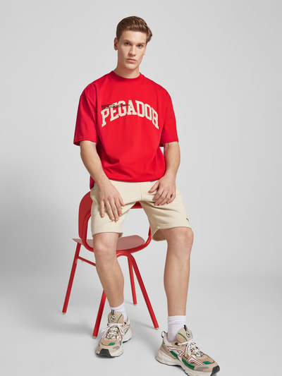 Pegador Oversized T-Shirt mit Label-Print Rot 3