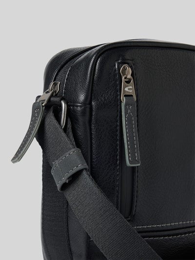 camel active Crossbody Bag mit Label-Patch Modell 'TRACES' Black 2