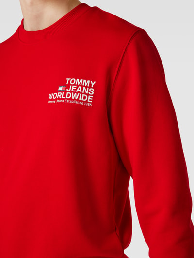 Tommy Jeans Sweatshirt mit Rundhalsausschnitt Modell 'ENTRY GRAPHIC' Rot 3