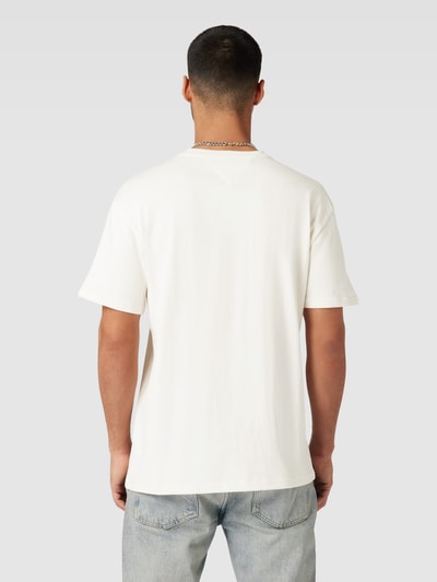 Tommy Jeans T-Shirt mit Rundhalsausschnitt Modell 'BADGE' Offwhite 5