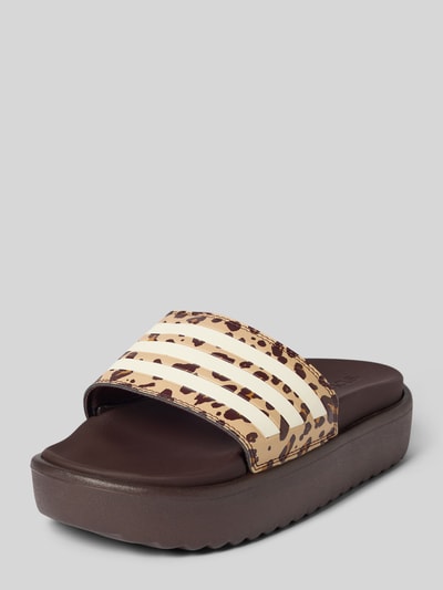 Produktfoto, Badeschuhe mit Label-Prägung Modell 'ADILETTE PLATFORM' von adidas Sportswear, wielokolorowe, leo-look, peep toe, platforma, otwarty, strukturalna podeszwa